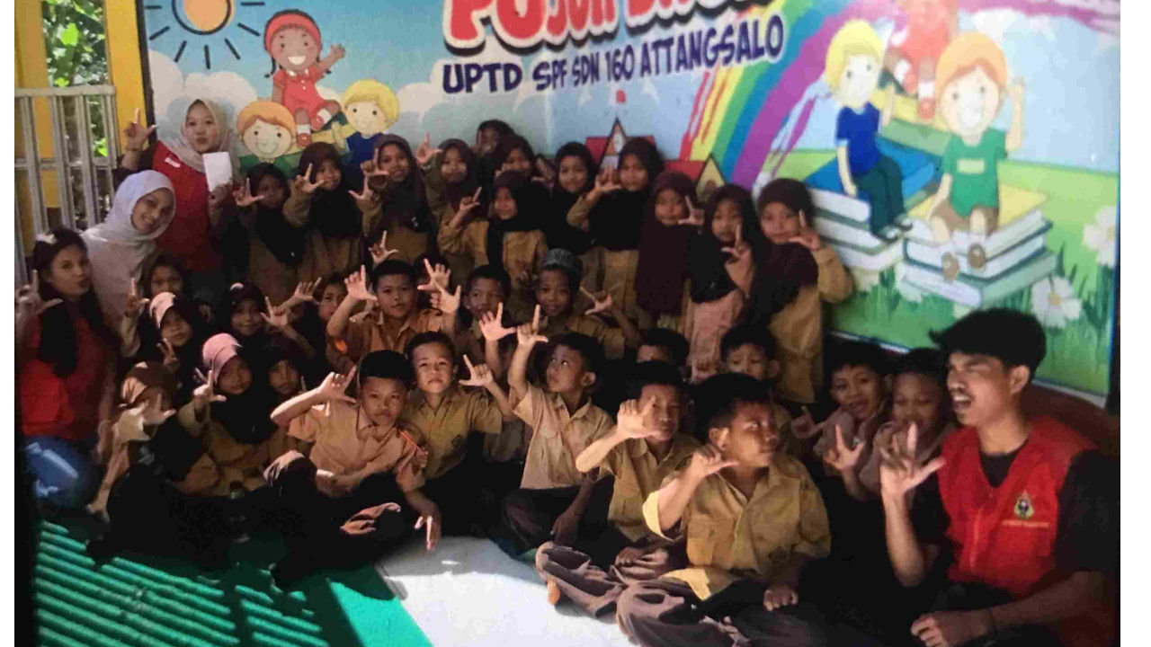 Penguatan Literasi di Kalangan Siswa SD Melalui Pendampingan Membaca dan Menulis