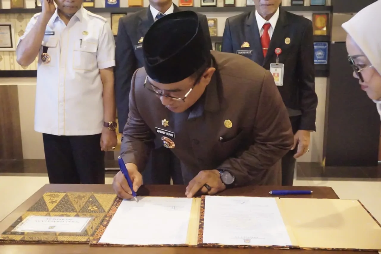 Bupati Jeneponto Paris Yasir Lakukan Rotasi Jabatan, Sekda dan Dua Pejabat Tinggi Pratama Dimutasi