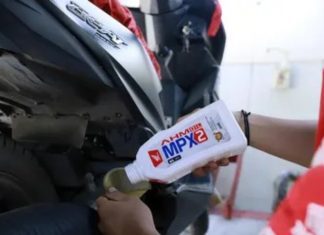 Wajib Tahu! Ini Waktu Ganti Oli Motor yang Tepat