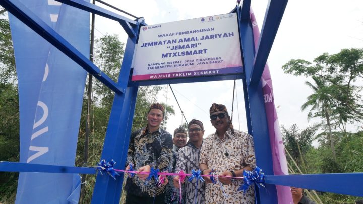 Majelis Taklim XLSMART Resmikan Wakaf Jembatan Amal Jariyah xlsmart