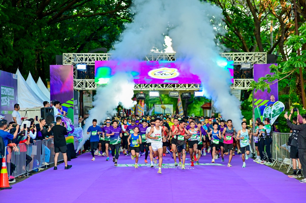 Ribuan Pelari Ramaikan Geromborun 2025 di Makassar