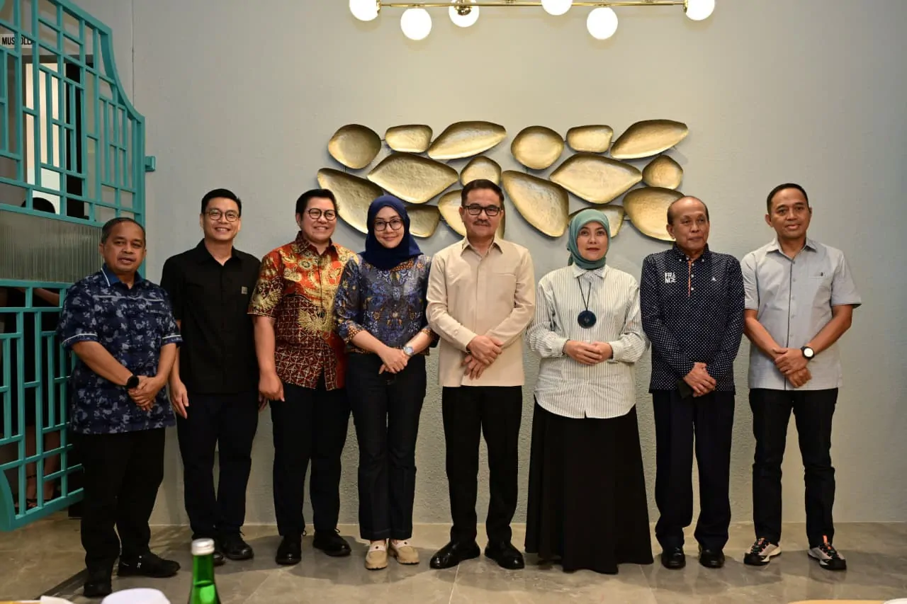 Seroeni, Restoran Peranakan Bergaya Old Money Resmi Buka di Kota Makassar