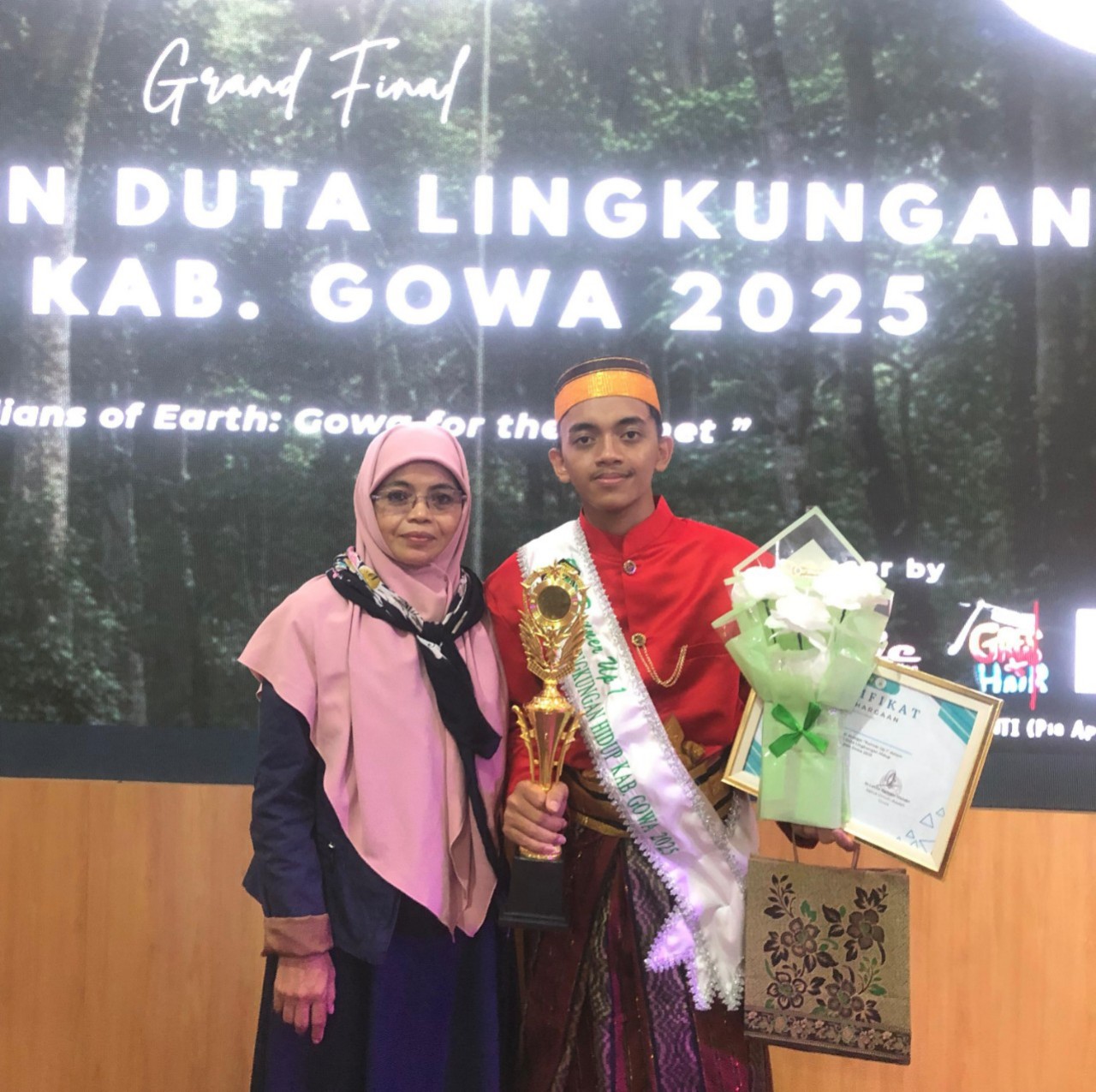 Kepsek SMA Bosowa Makassar Bangga Usai Muqaddimal Mukrimin Juara Duta Lingkungan Hidup Gowa 2025