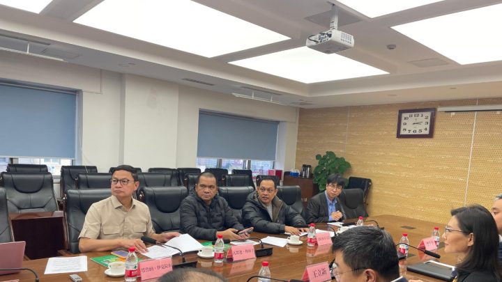 kepala bpom taruna ikrar