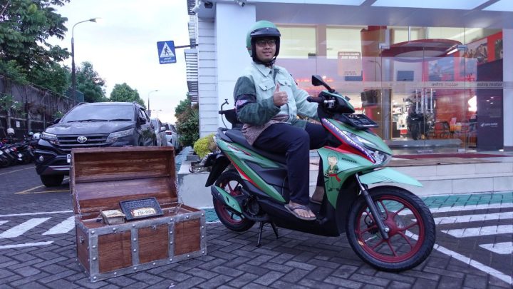 Aji Sasongko Jadi Pemilik Pertama Honda BeAT One Piece x Tahilalats di Makassar Aji Sasongko