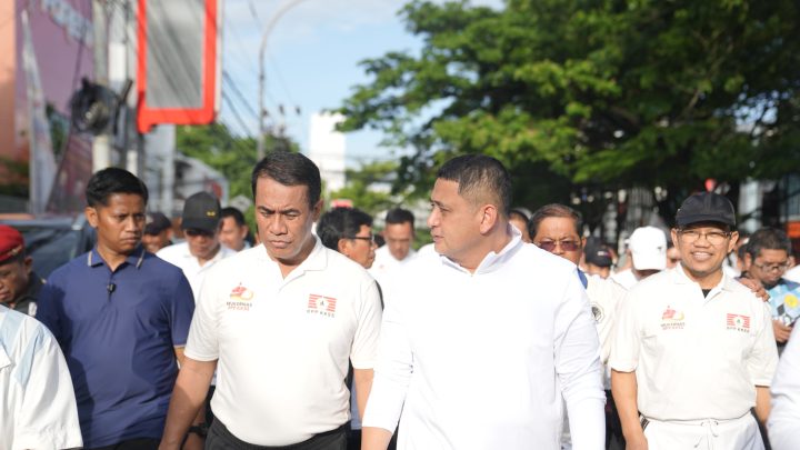 Munafri--Aliyah Dampingi Mentan Jalan Santai dan Tinjau Pasar Murah KKSS Pemkot makassar