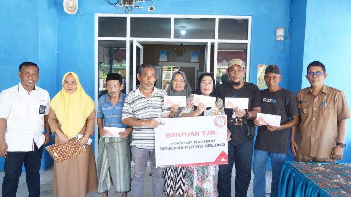 Semen Tonasa Salurkan Bantuan untuk Korban Bencana Puting Beliung dan Kebakaran Puting Beliung