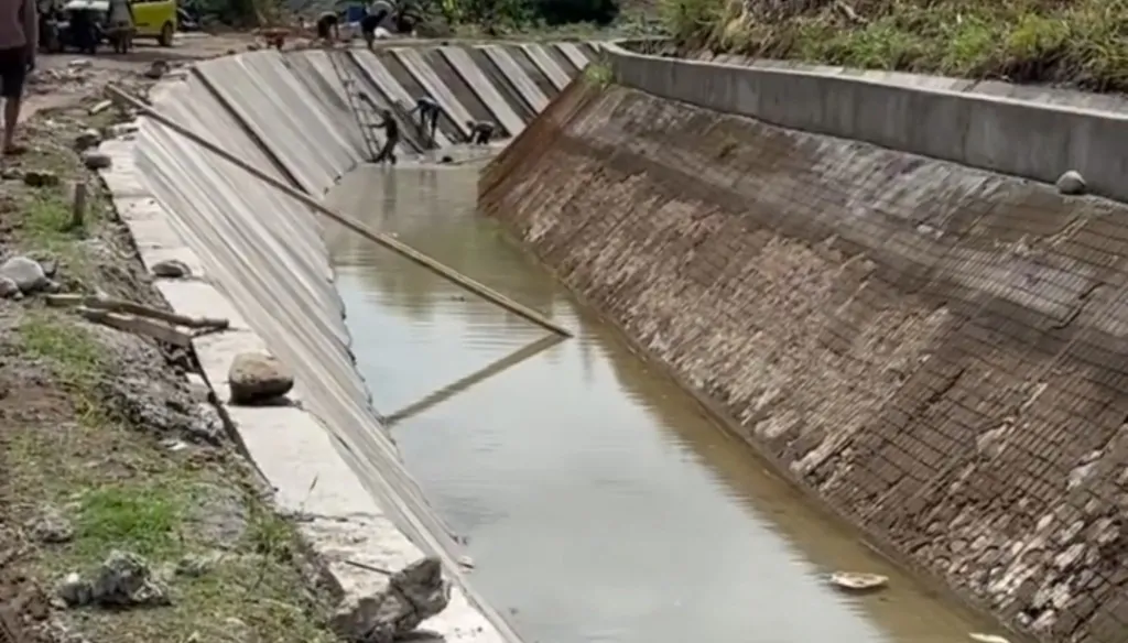 Bupati Jeneponto Tinjau Perbaikan Jaringan Irigasi Induk, Target Rampung Akhir November