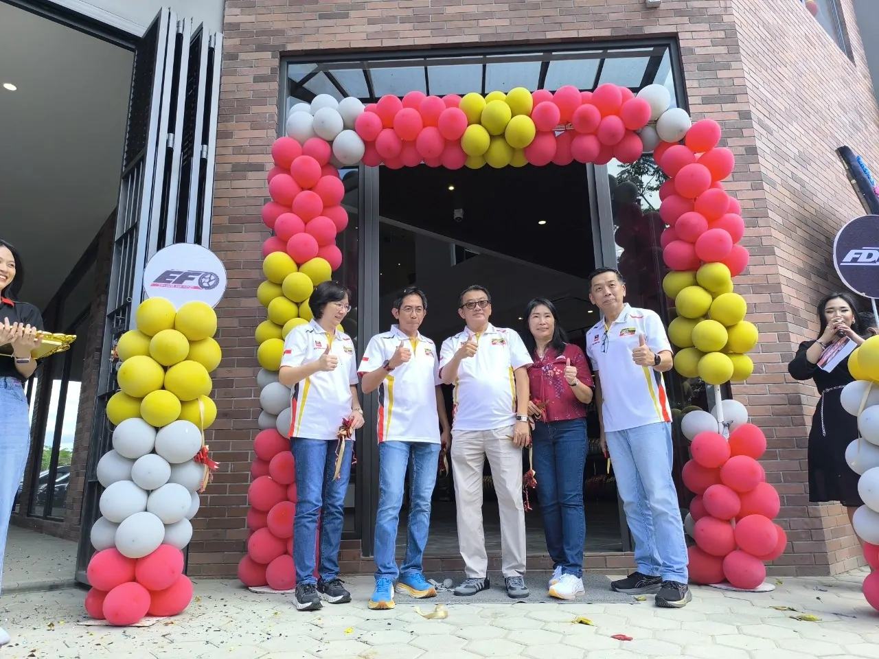 Exclusive FDR Outlet Resmi Buka di Makassar, Saatnya Berburu Promo Ban Motor