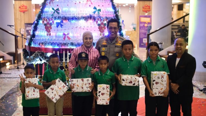 Christmas Lights On 2025 di Claro Makassar, Wujud Kebersamaan Sambut Natal Bersama Anak Panti Asuhan