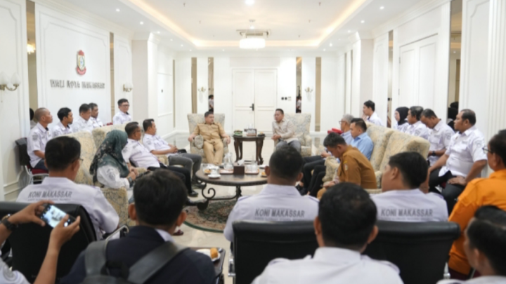 Wali Kota Makassar Terima Aspirasi Warga, Tekankan Demokrasi RT Bersih dan Transparan Pemkot makassar