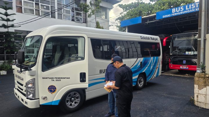 Pemkot Makassar Terima Bus Sekolah Rakyat dari Kemenhub, Akan LayaniSiswa Sekolah Secara Gratis Pemkot Makassar