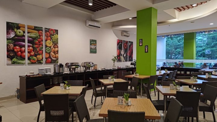 Hotel Whiz Prime Sudirman dan Whiz Prime Hasanuddin Makassar Meraih Sertifikasi Halal hotel whiz prime hasanuddin makassar