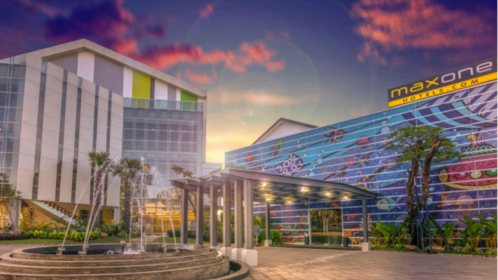 MaxOne Hotel & Resort Makassar Hadirkan Program Malam Tahun Baru "PESTAKULER" dengan Pengalaman Menginap yang Berkesan maxone makassar