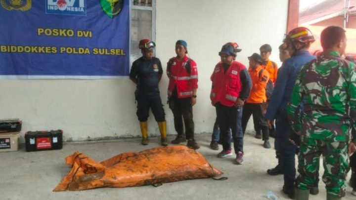 Satu Korban Pesawat ATR 42-500 Ditemukan, 9 Orang Lainnya Masih Dicari korban atr 42 500