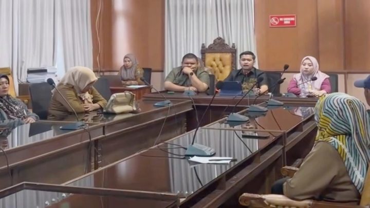 Guru Honorer Tak Terakomodir PPPK Paruh Waktu Datangi DPRD Jeneponto Guru Honorer