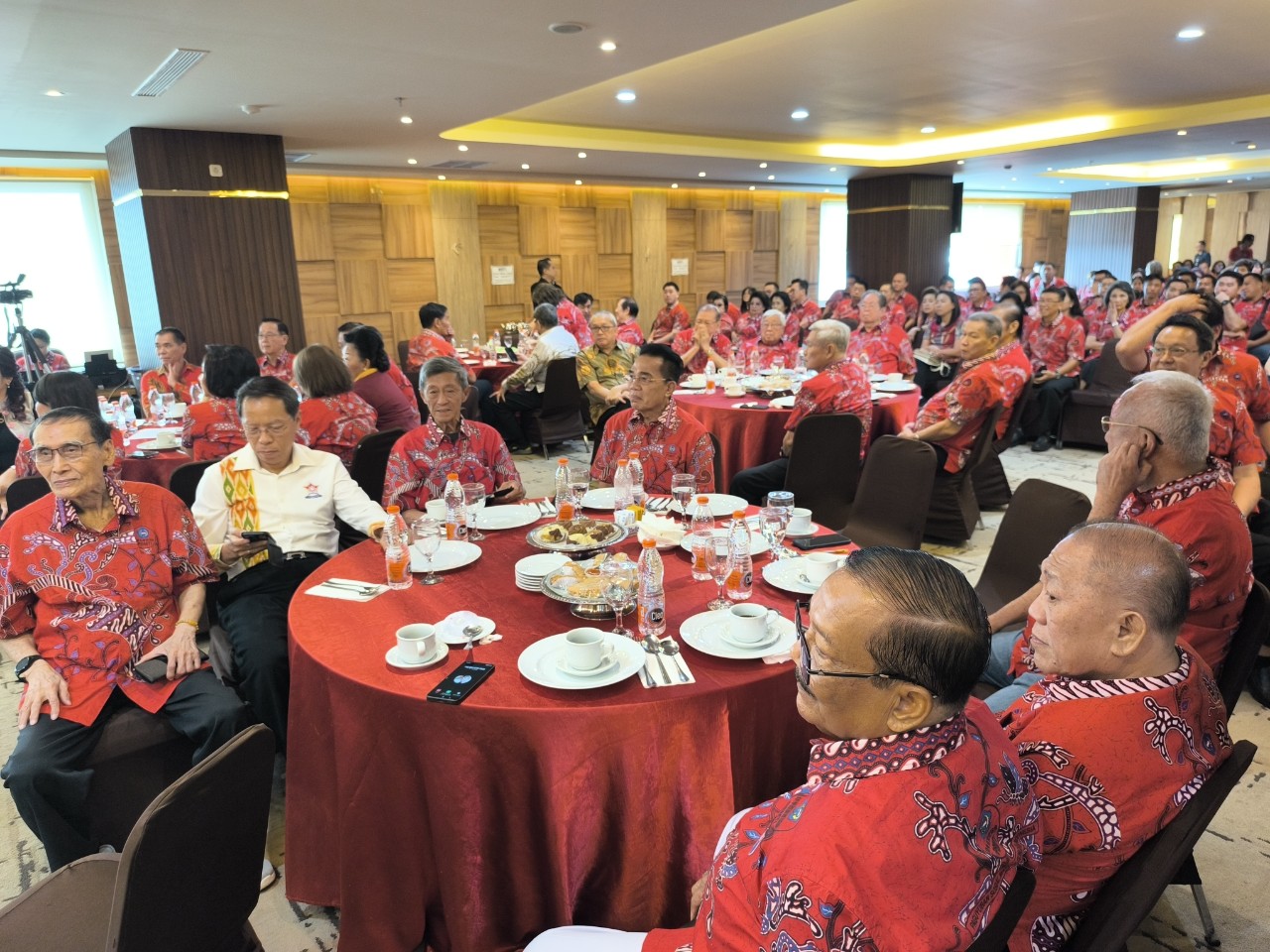 Pengurus PSMTI Sulsel Resmi Dikukuhkan, Ketum Wilianto Tanta: Bangunlah PSMTI Sebagai Rumah Besar