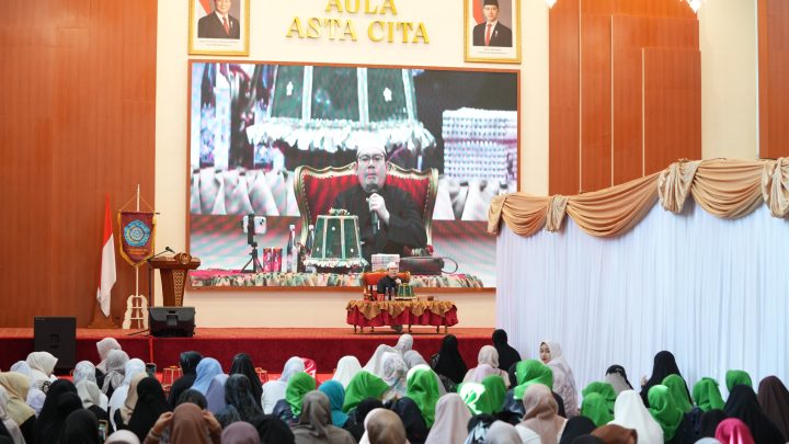TP PKK Sulsel Bersama Pemprov Gelar Tabligh Akbar, Perkuat Nilai Keimanan dan Akhlak Keluarga TP PKK Sulsel