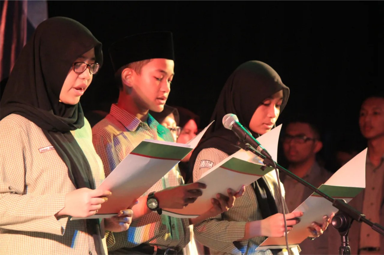 Co Pilot Farhan Gunawan Mantan Ketua OSIS Sekolah Islam Athirah Jadi Korban ATR 42-500