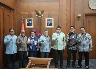 Kunjungi Kantor Kemenlu, Wali Kota Makassar Perkuat Diplomasi Pariwisata dan Maritim Lewat Kolaborasi
