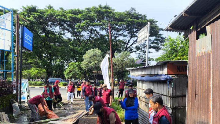 Pemkot Makassar Tertibkan Lapak Liar di Panakkukang, 30 Tahun Akhirnya Dibongkar pemkot makassar