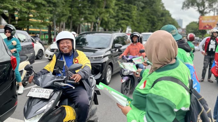 Ratusan Mitra Grab di Makassar Bagikan 500 Takjil Gratis, Tebar Semangat Berbagi di Bulan Ramadan Mitra grab
