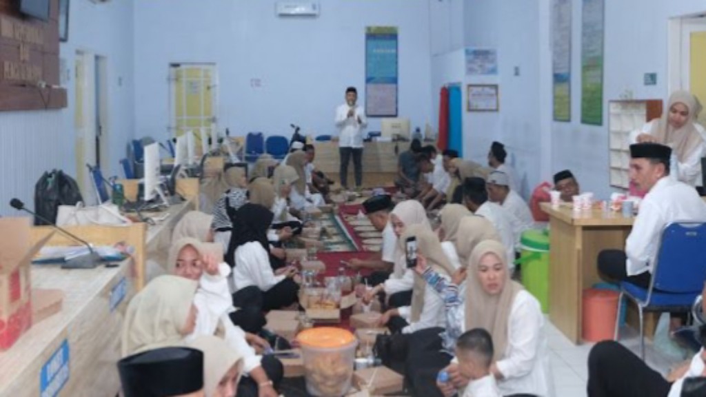 Senja Ramadhan Penuh Makna, Disdukcapil Jeneponto Bukber, Momen Refleksi Pelayanan Publik