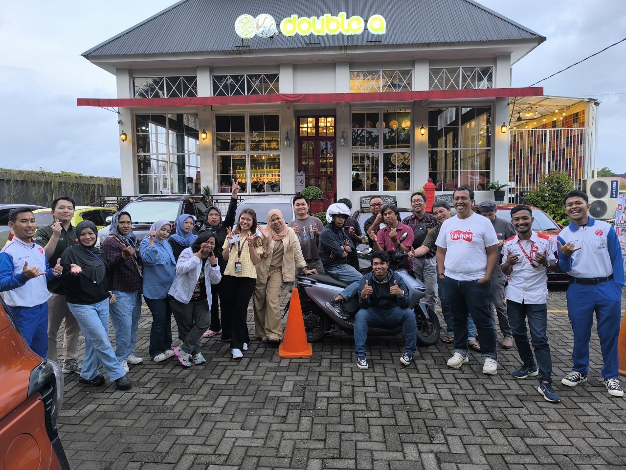 Buka Bersama Media, Asmo Sulsel Perkenalkan Teknologi Motor Listrik Honda CUV-e di Makassar