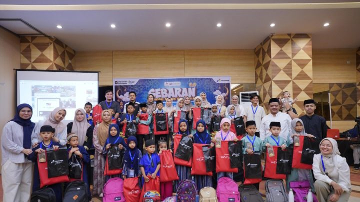 Ramadan Penuh Bahagia, Pertamina Patra Niaga Sulawesi Ajak Anak Yatim Pilih Sendiri Baju Lebaran Pertamina Patra Niaga Regional Sulawesi