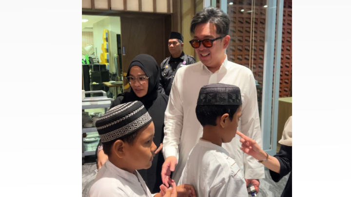 Politisi PSI Sulsel Rezki Mulfiati Lutfi Berbagi Kebahagiaan dengan Anak Yatim di Penghujung Ramadan rezki mulfiati lutfi