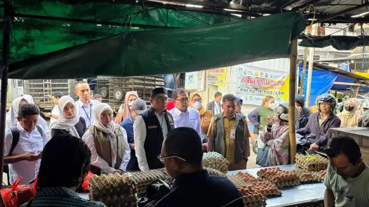 KPPU Sidak Pasar di 7 Wilayah, Awasi Lonjakan Harga Pangan Jelang Idulfitri sidak pasar KPPU 2026