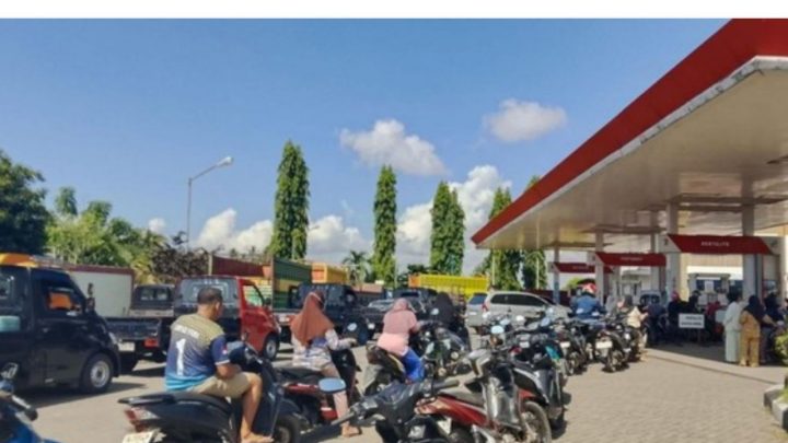 Isu Kenaikan Harga Picu Panic Buying, Pertamina Pastikan BBM Bone Aman Pertamina Bone