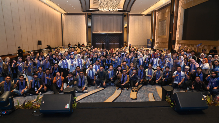 Roadshow di Makassar, BukuAgen Perluas Akses Keuangan Masyarakat lewat UMKM Bukuwarung