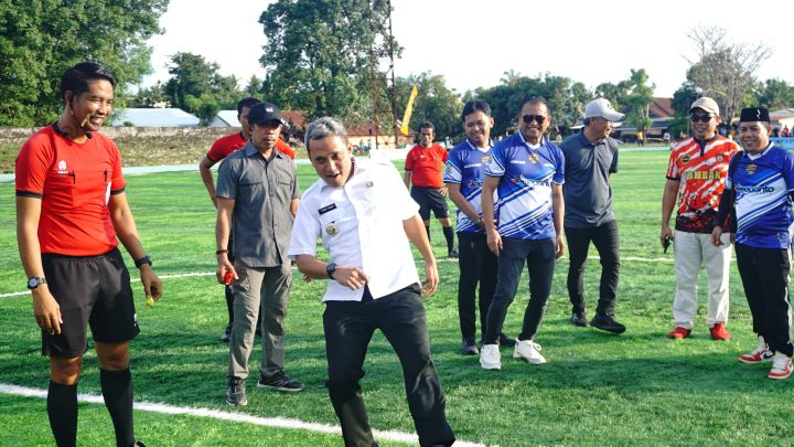 Paris Yasir Resmi Membuka Turnamen Bupati Cup I, Kecamatan Arungkeke Tumbangkan Bontoramba di Partai Perdana Paris Yasir