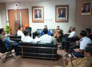 pete-pete laut Makassar