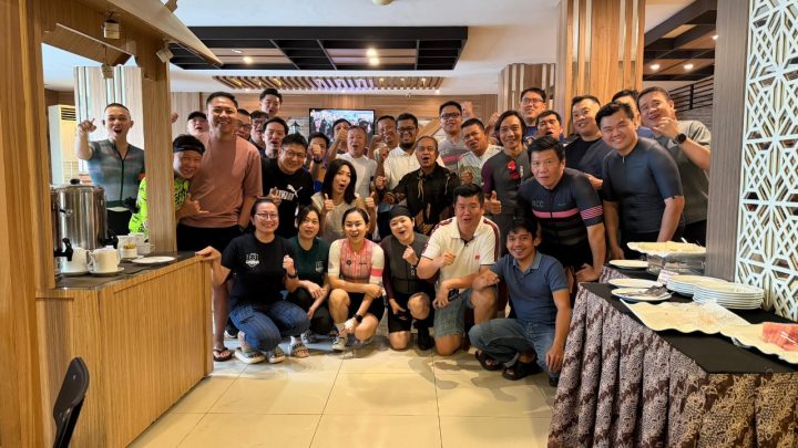 RCC Makassar Gelar Halal Bihalal dengan Gowes Santai Keliling Kota komunitas sepeda Makassar