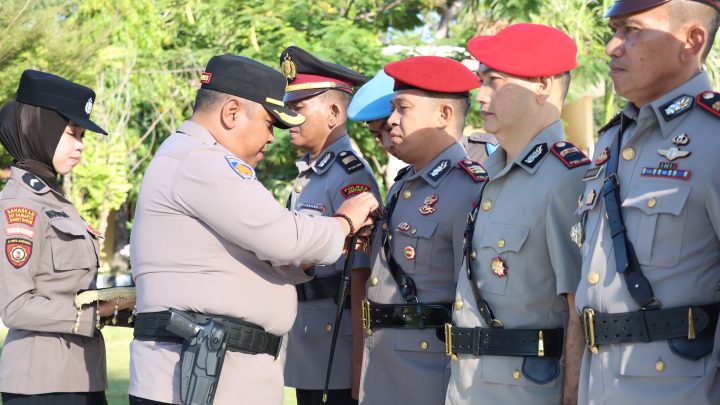 Sejumlah PJU Polres Jeneponto Sertijab, Kapolres Tegaskan Jaga Integritas