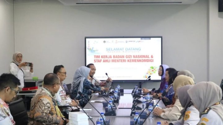 DPMPTSP Makassar Siap Dukung Program Badan Gizi Nasional dan Kemkomdigi makassar