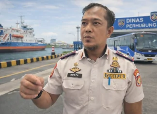 pete-pete laut Makassar