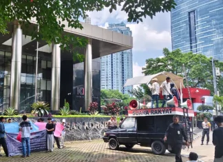 Masyarakat peduli pendidikan