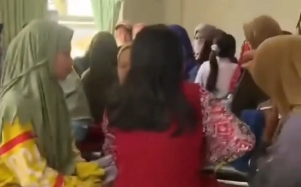 Siswa SDN 7 Rumbia Dilarikan ke Puskesmas Usai Makan Menu MBG, Diduga Ikan Busuk