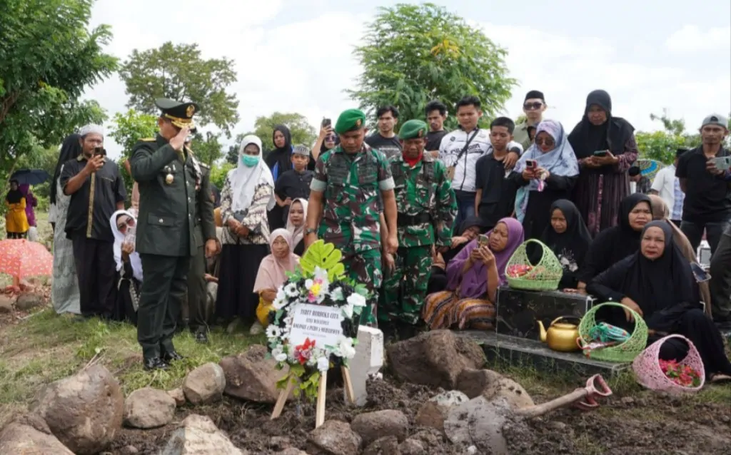 Kasdam XIV Hasanuddin Tak Kuasa Menaha Haru, Kenang Sosok Kolonel Inf Muharwen, Sahabat Sejak Awal Mengabdi
