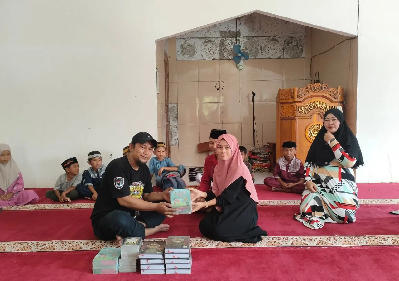 Honda ADV Chapter Gowa dan Gowata Sakti Motor Gelar Aksi Sosial di Masjid Al Arif