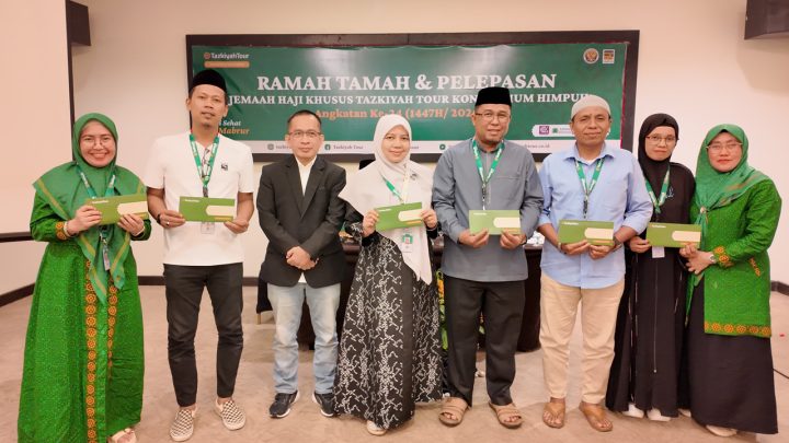 Tazkiyah Tour Lepas 217 CJH, Jemaah Mendapat Dana Manfaat Belasan Juta Rupiah 217 jemaah