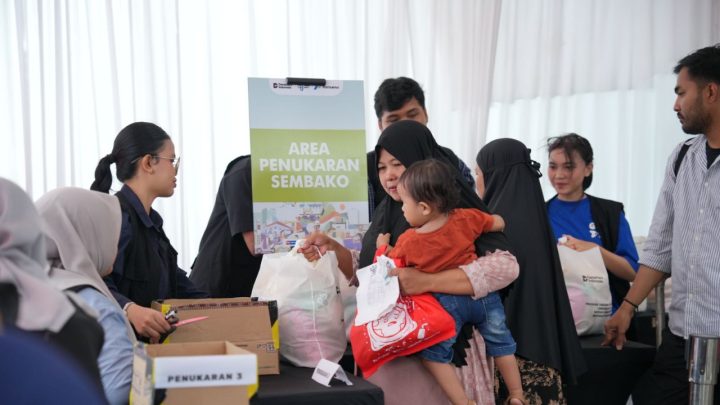 Pertamina Patra Niaga Regional Sulawesi Tebus Murah 1.000 Paket Sembako untuk Warga Makassar Pertamina Patra Niaga Sulawesi