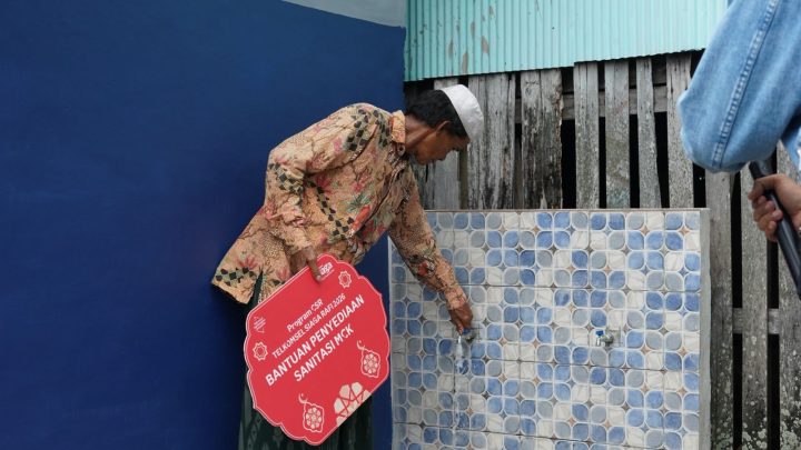Telkomsel Bantu Fasilitas Sanitasi di Dusun Parasengan Beru Maros Telkomsel