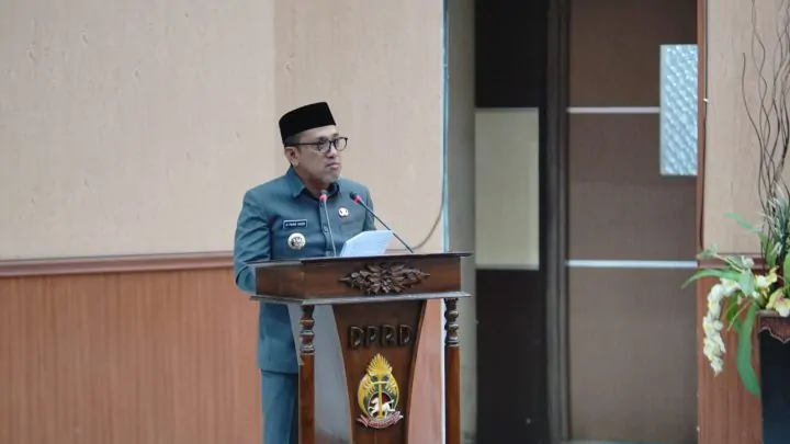 Bupati Paparkan Keberhasilan Pembangunan Jeneponto Saat Terima Rekomendasi LKPJ 2025 Bupati Paparkan Keberhasilan