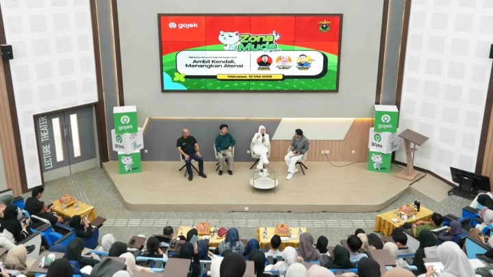 Gojek Gelar Pelatihan Sosial Media di Unhas, Hadirkan Influencer Makassar Gojek