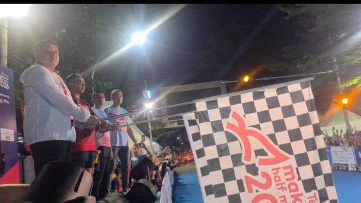 Wali Kota Makassar Lepas Ribuan Pelari Makassar Half Marathon 2026 Wali Kota Makassar
