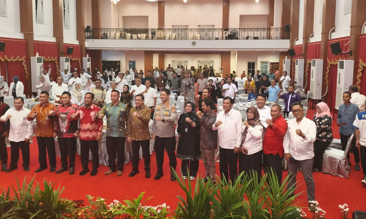 Solidaritas May Day, BPJS Ketenagakerjaan Salurkan 300 Paket Sembako untuk Pekerja di Makassar